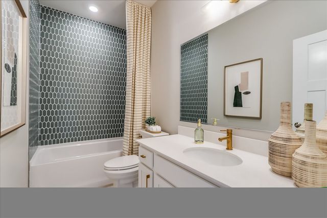 23148 W Sweetwater Lane, Plainfield, IL 60585