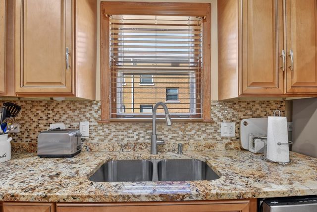 8407 S Wolcott Avenue, Chicago, IL 60620