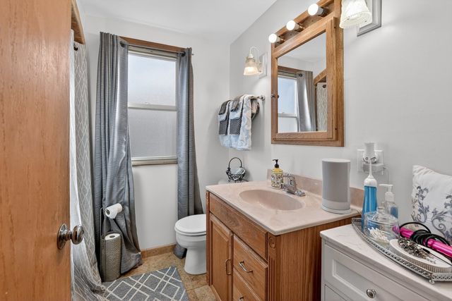 8407 S Wolcott Avenue, Chicago, IL 60620