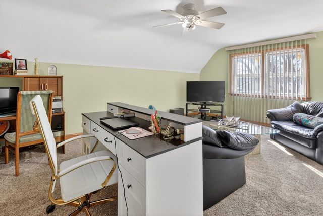 8407 S Wolcott Avenue, Chicago, IL 60620