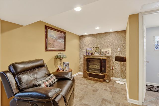 8407 S Wolcott Avenue, Chicago, IL 60620