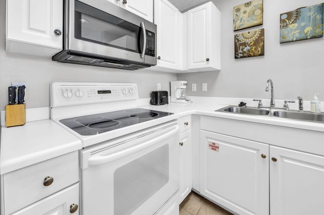 1515 SE Miracle Strip Parkway UNIT 207, Fort Walton Beach, FL 32548