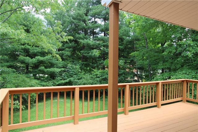 331 Roberts Ln, Neshannock Twp, PA 16105