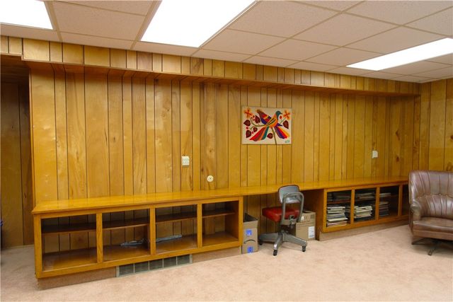331 Roberts Ln, Neshannock Twp, PA 16105