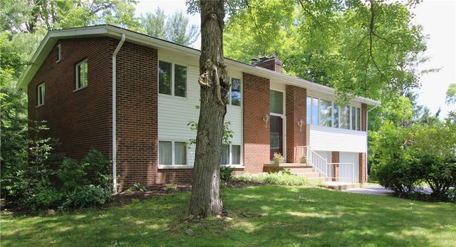 331 Roberts Ln, Neshannock Twp, PA 16105