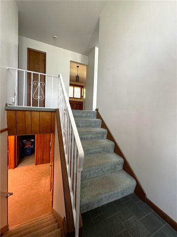 331 Roberts Ln, Neshannock Twp, PA 16105