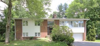 331 Roberts Ln, Neshannock Twp, PA 16105
