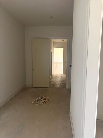 1447 S 81st Street, West Des Moines, IA 50266