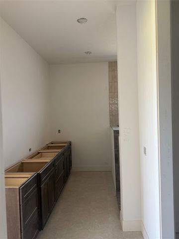 1447 S 81st Street, West Des Moines, IA 50266