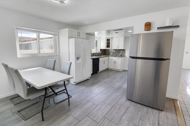 2233 NW 3RD Avenue, Boca Raton, FL 33431