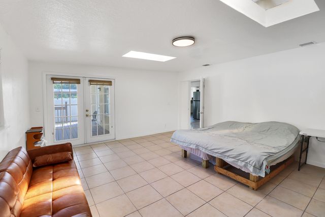 2233 NW 3RD Avenue, Boca Raton, FL 33431