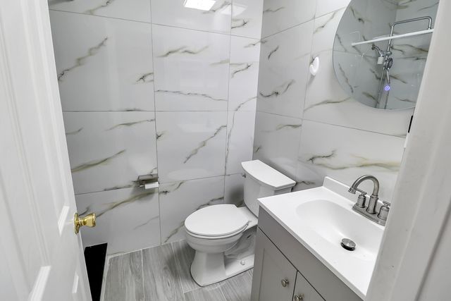 2233 NW 3RD Avenue, Boca Raton, FL 33431