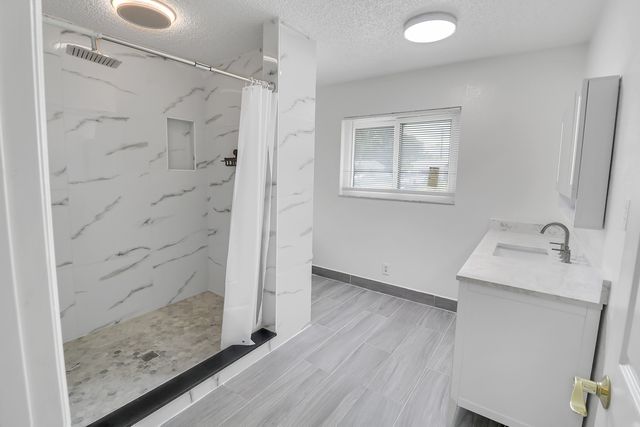 2233 NW 3RD Avenue, Boca Raton, FL 33431