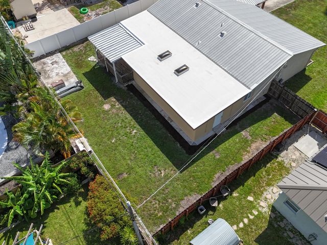 2233 NW 3RD Avenue, Boca Raton, FL 33431
