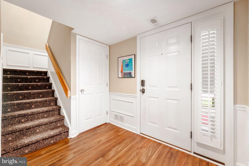 37 GOLF CLUB DR, LANGHORNE, PA 19047 — photo 4