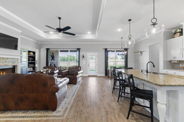 301 Aviara Court, Poolville, TX 76487
