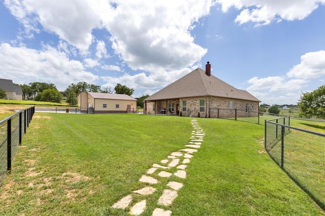 301 Aviara Court, Poolville, TX 76487
