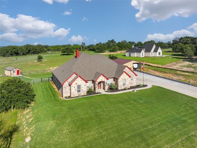 301 Aviara Court, Poolville, TX 76487