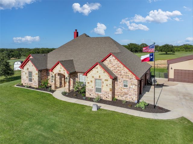 301 Aviara Court, Poolville, TX 76487