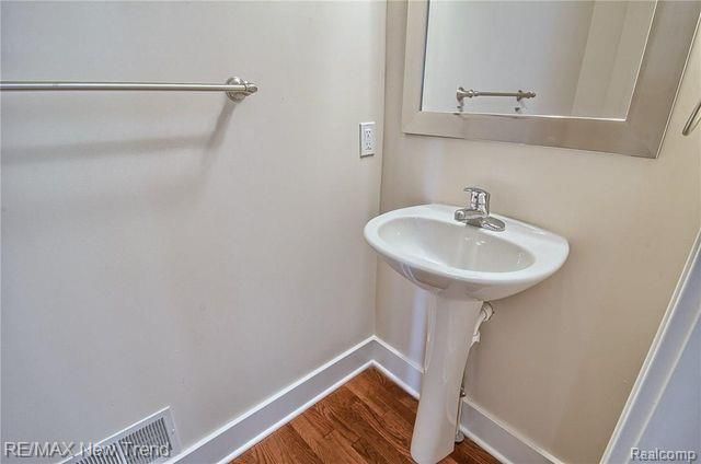 187 Summit View Trail, Milford, MI 48381