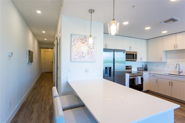 1709 N TAMIAMI TRAIL 214, Sarasota, FL 34234