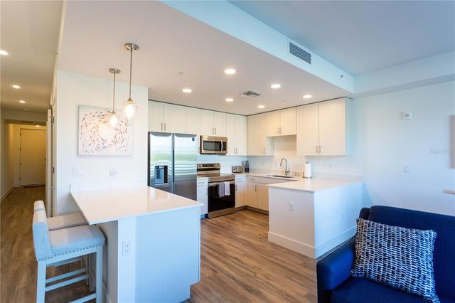 1709 N TAMIAMI TRAIL 214, Sarasota, FL 34234