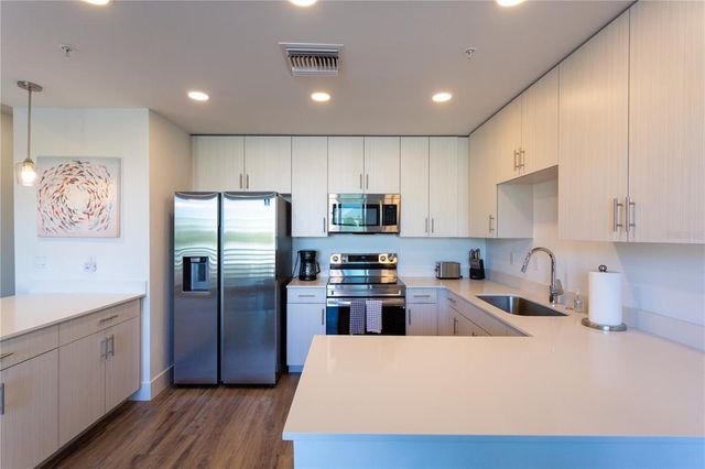 1709 N TAMIAMI TRAIL 214, Sarasota, FL 34234