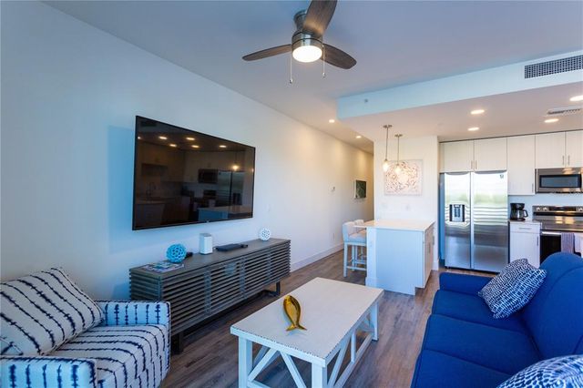 1709 N TAMIAMI TRAIL 214, Sarasota, FL 34234
