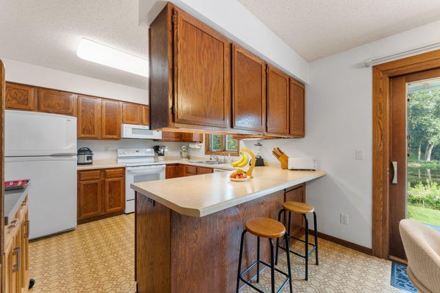 4265 N Nybro Lane, Eagan, MN 55123