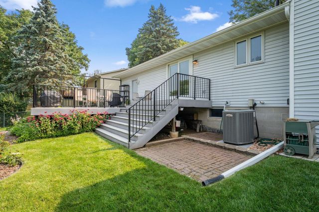 4265 N Nybro Lane, Eagan, MN 55123
