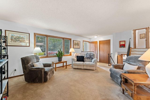 4265 N Nybro Lane, Eagan, MN 55123