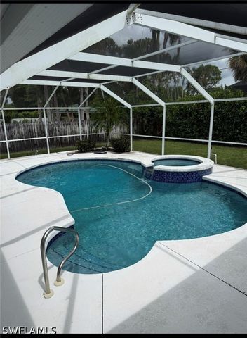 1166 Royal Palm DR, Naples, FL 34103