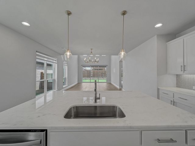 861 Lady Tessala Avenue, Lewisville, TX 75056