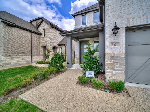 861 Lady Tessala Avenue, Lewisville, TX 75056
