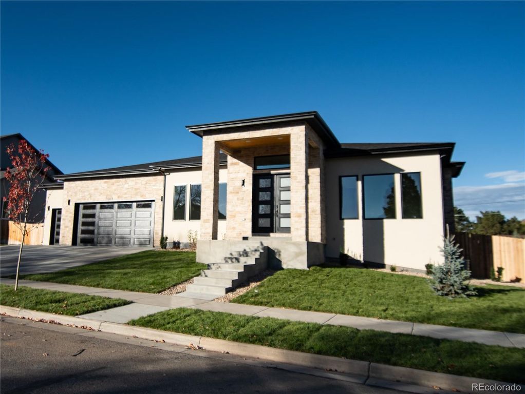 3383 S Newcombe Street, Lakewood, CO 80227