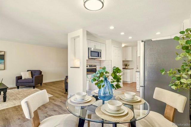 2906 S Parker Court, Aurora, CO 80014