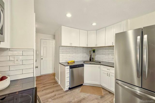 2906 S Parker Court, Aurora, CO 80014