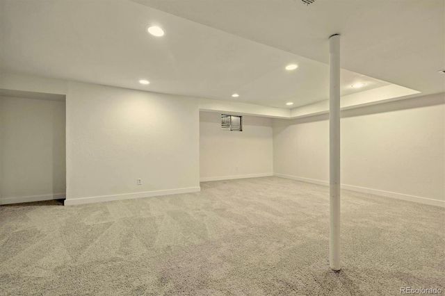 2906 S Parker Court, Aurora, CO 80014