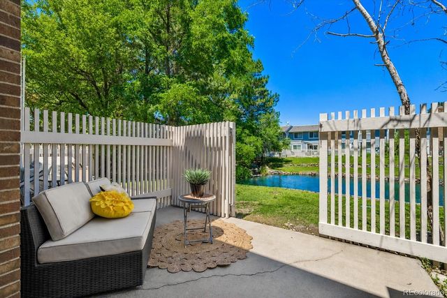 2906 S Parker Court, Aurora, CO 80014