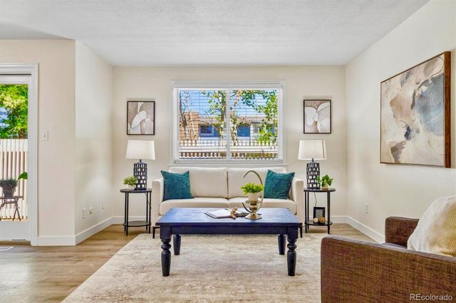 2906 S Parker Court, Aurora, CO 80014