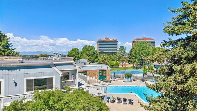 2906 S Parker Court, Aurora, CO 80014