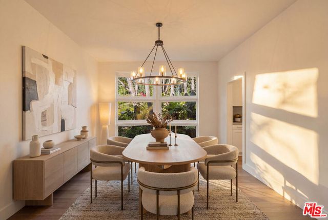 576 E Channel Road, Santa Monica, CA 90402