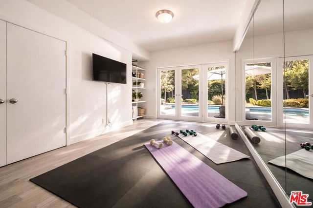 576 E Channel Road, Santa Monica, CA 90402