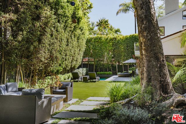 576 E Channel Road, Santa Monica, CA 90402