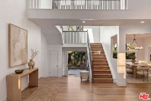 576 E Channel Road, Santa Monica, CA 90402