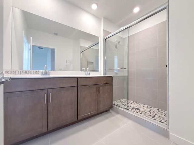 196 NE 13th Ter 0, Homestead, FL 33033