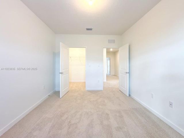 196 NE 13th Ter 0, Homestead, FL 33033