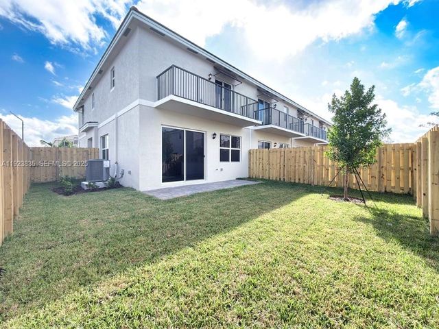 196 NE 13th Ter 0, Homestead, FL 33033