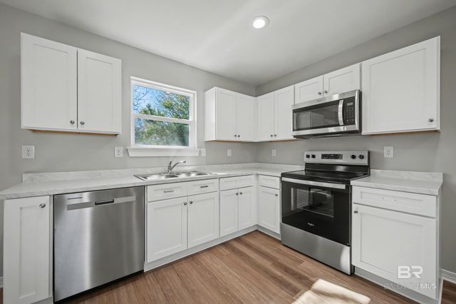 76 Fincher Lane, Loxley, AL 36551