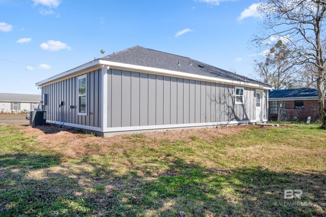 76 Fincher Lane, Loxley, AL 36551